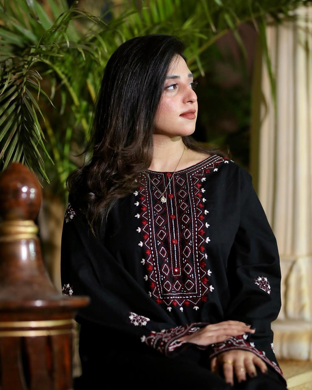 SINDHI EMB LONG LENGHT